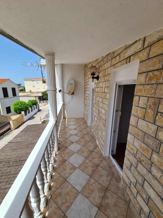 Apartments Tuka Near The Beach ヴィル エクステリア 写真